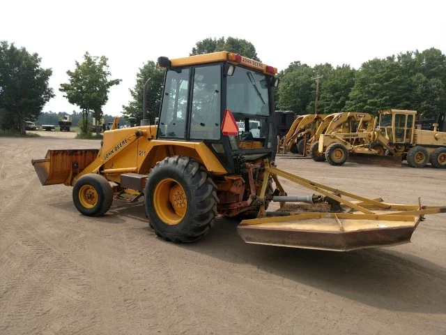 John Deere 210C 5